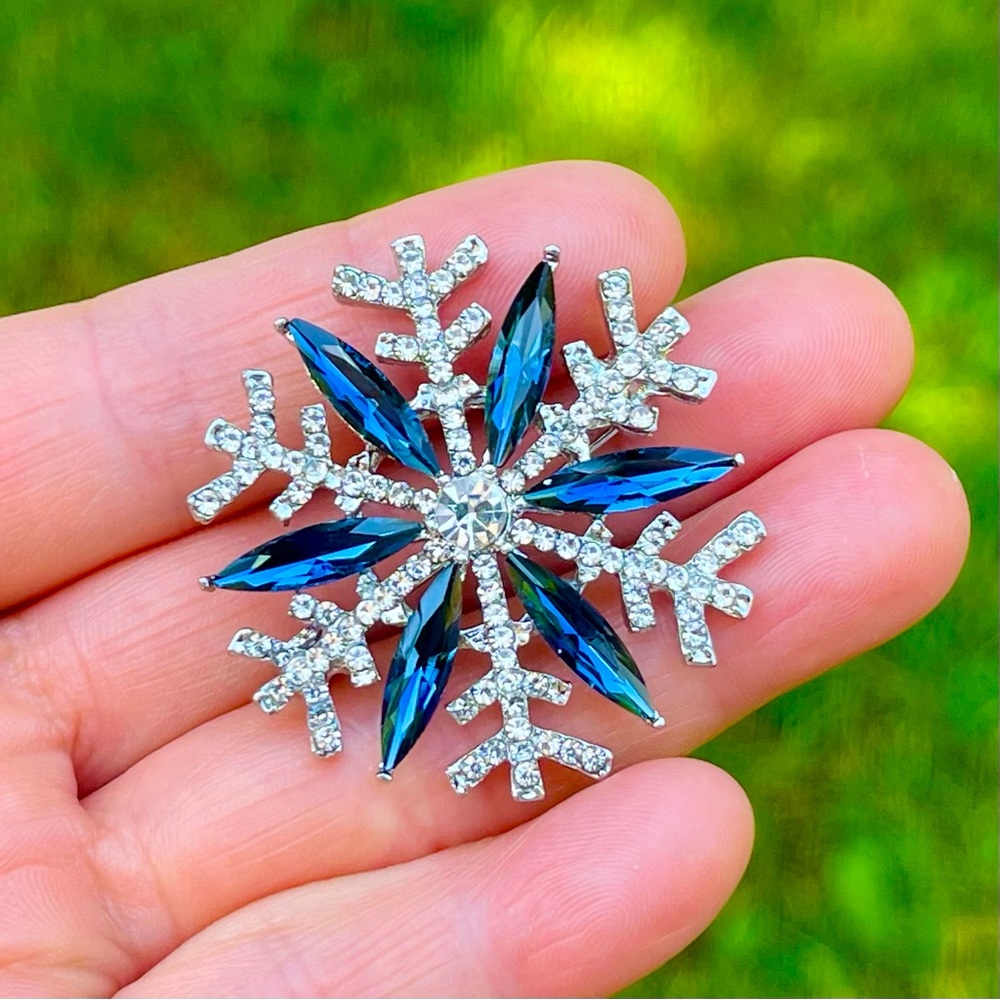 Snowflake Brooch Snowflake Rhinestone Brooch Pin